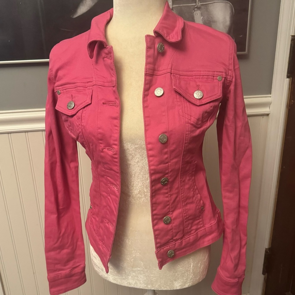 Guess Hot Pink Denim Jean Jacket Fitted Silver Buttons Size Small